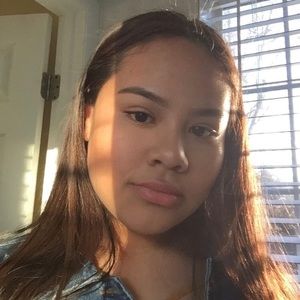 Meet your Posher, Leilani